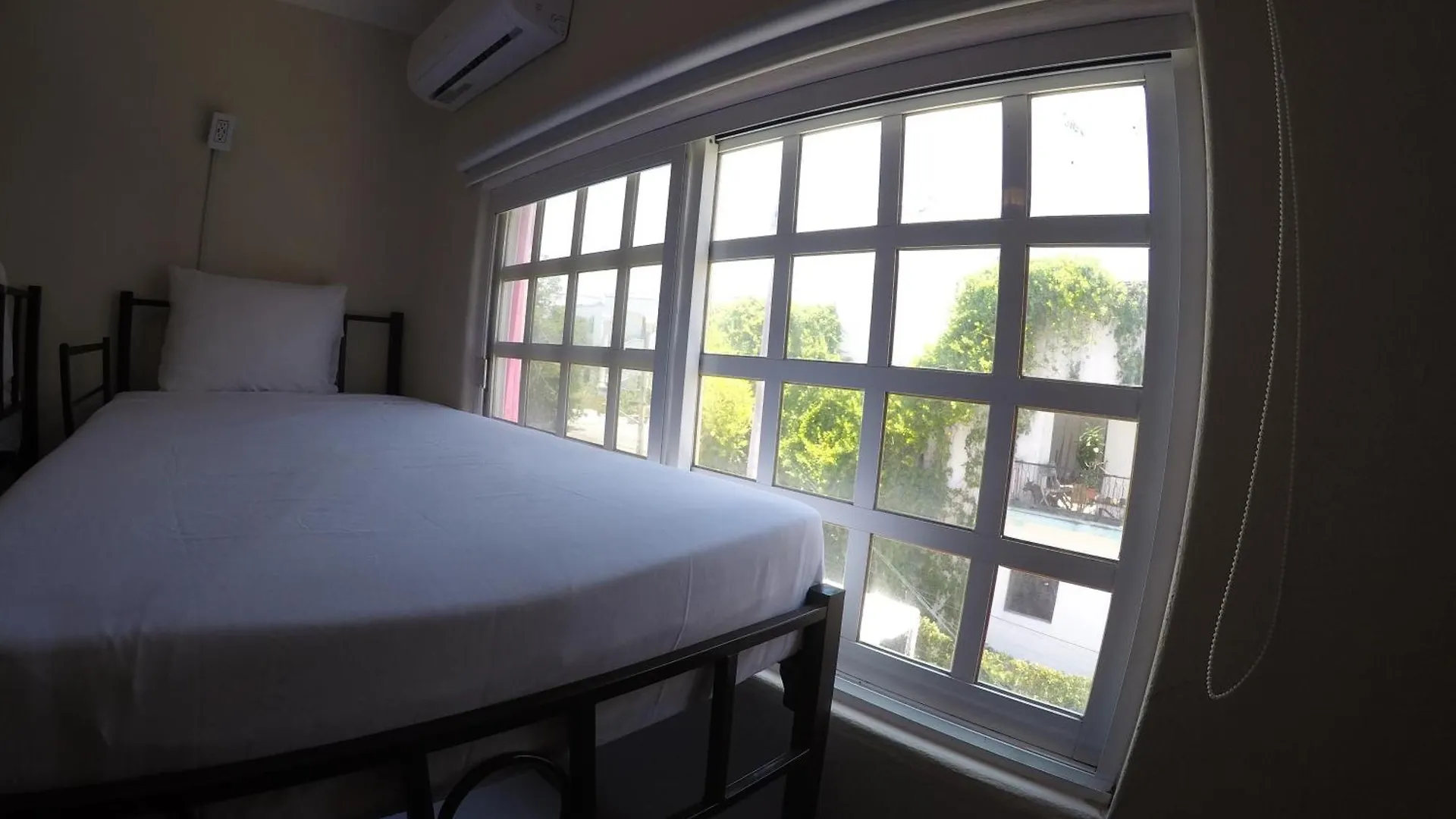 Guest house Mala Vecindad Playa